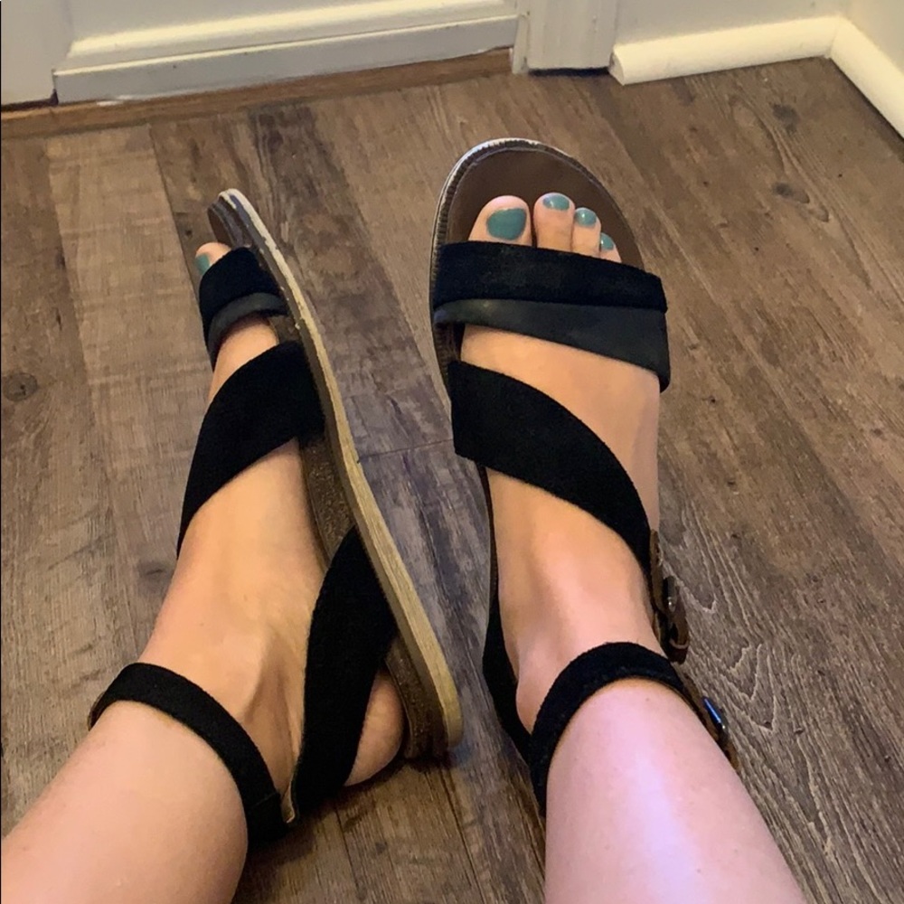 OTBT Black Sandals